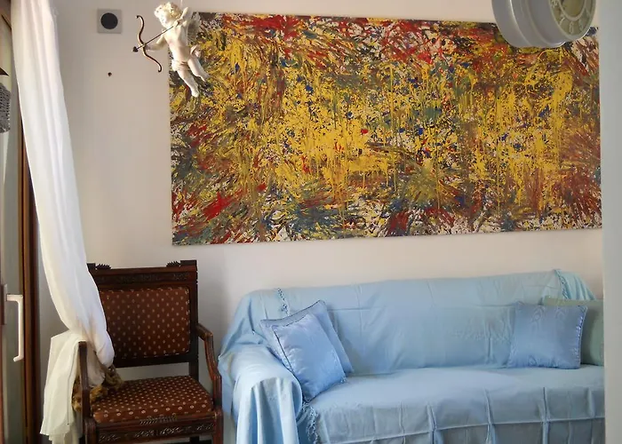 On The בית נופש טאורמינה