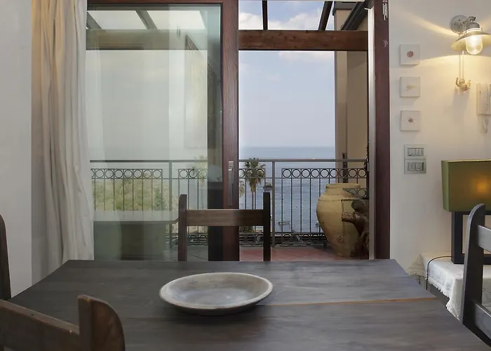 On The * טאורמינה